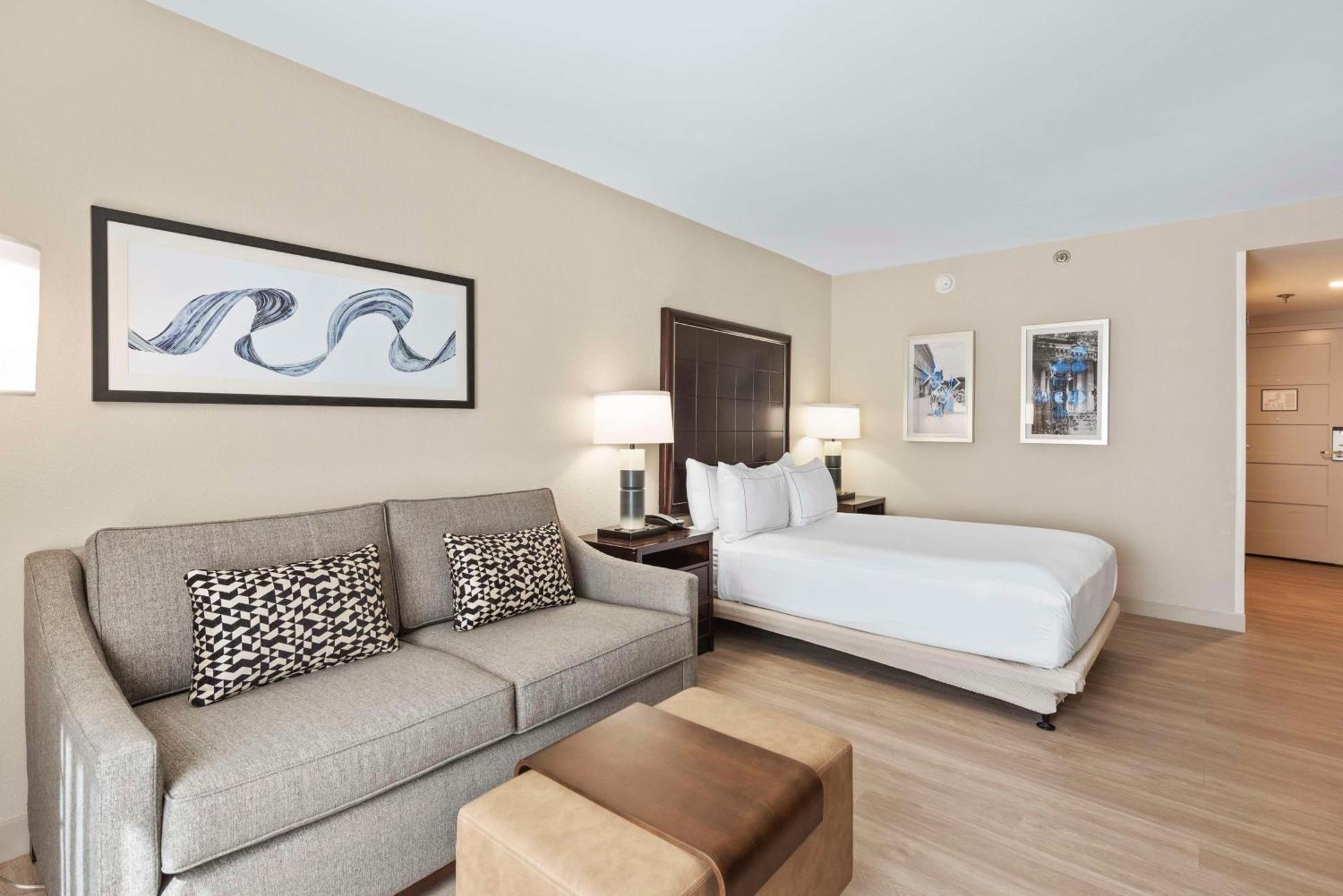 Hotel Doubletree By Hilton Columbus Exterior foto